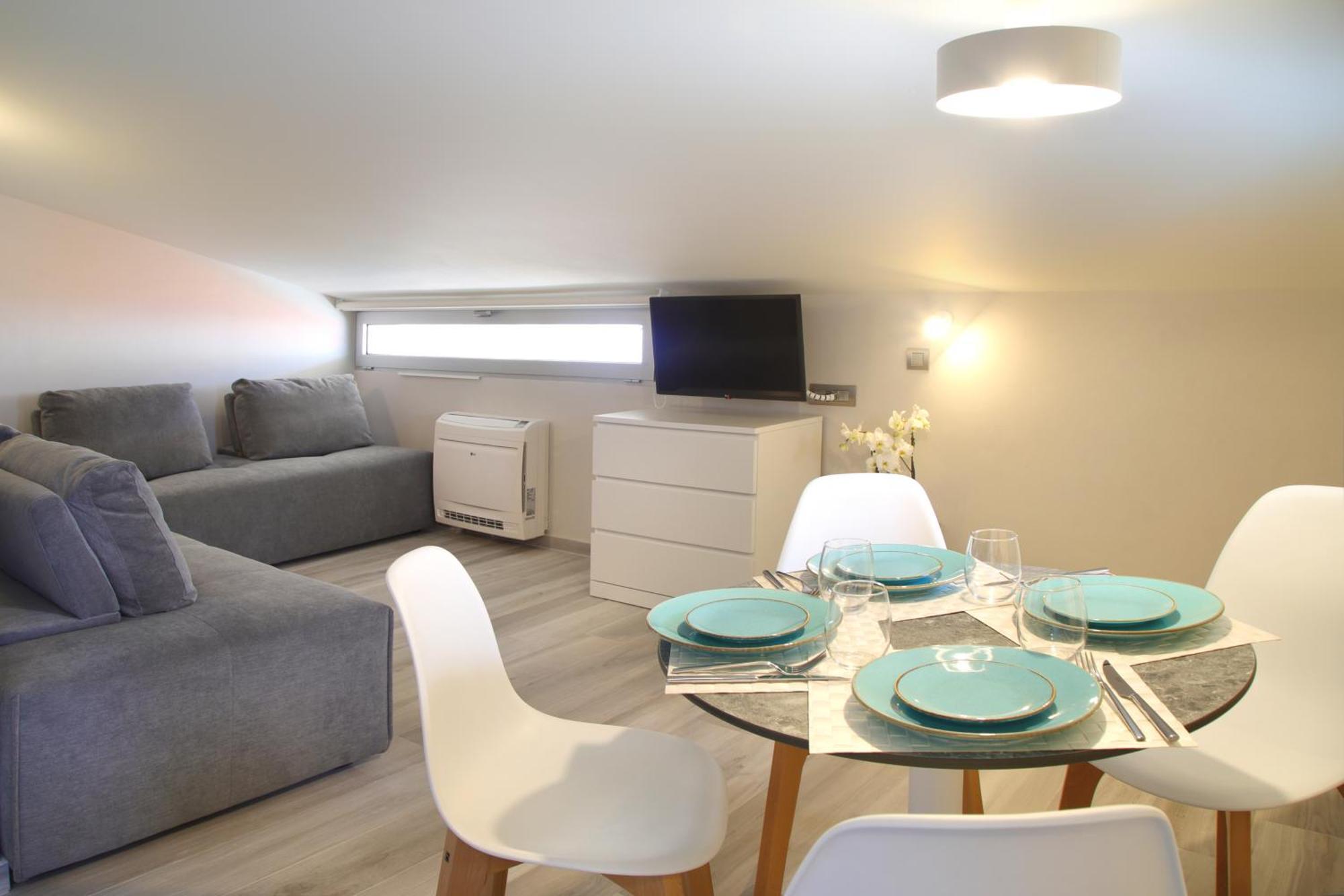 Sunrise Bay Apts Ajía Effimía Szoba fotó